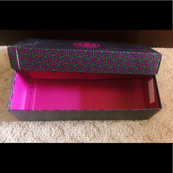Tory Burch box - Picture 2 of 2